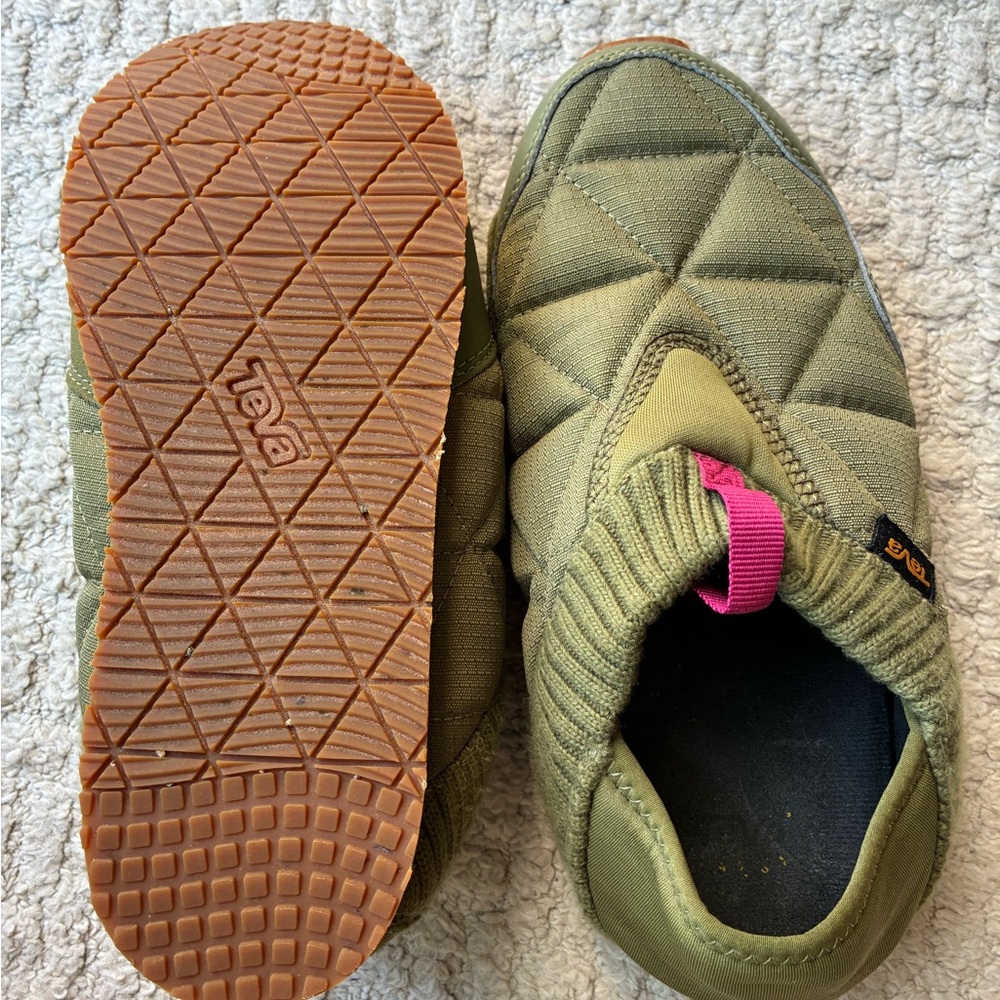 Teva Olive Green Quilted Slip-On Shoes